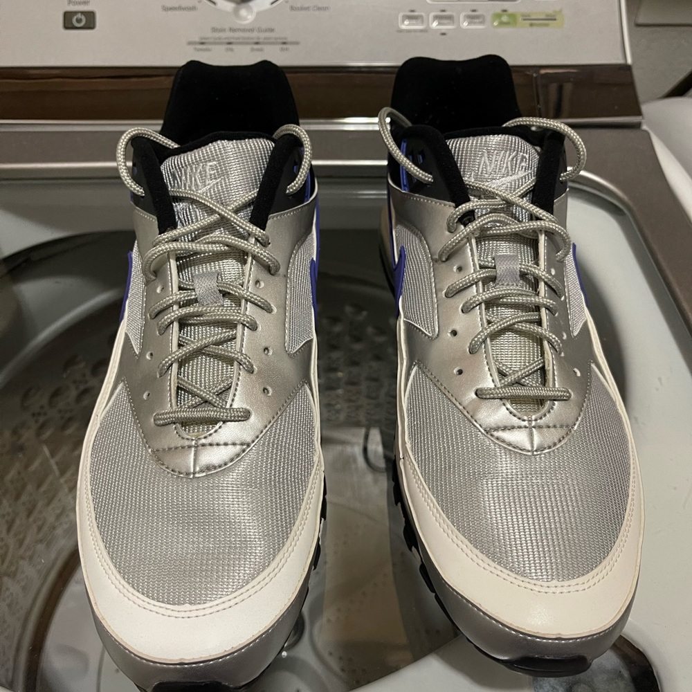 NIKE AIR MAX BW